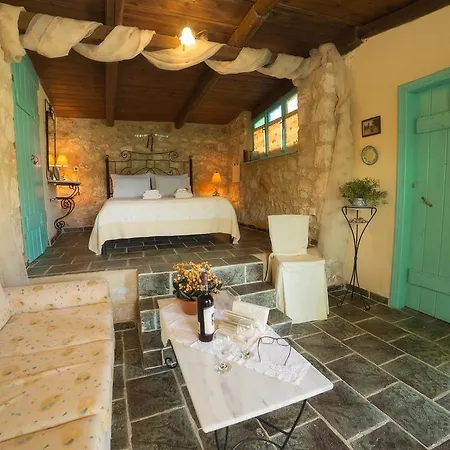 Villa Revera Traditional Stone Villas, & Keri