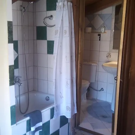 Villa Revera Traditional Stone Villas, & Keri