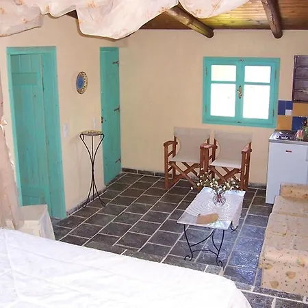 Revera Traditional Stone Villas, & Villa Keri