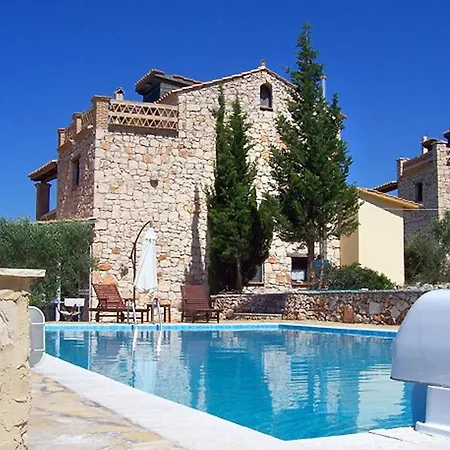 Revera Traditional Stone Villas, & Villa Keri