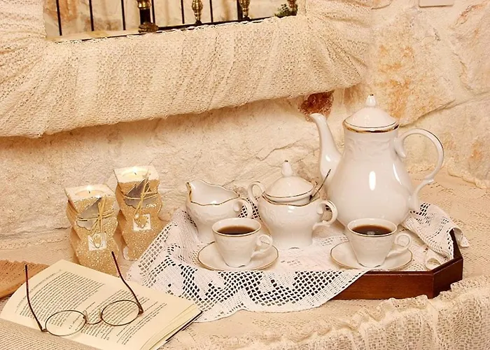 Revera Traditional Stone Villas, & * Keri