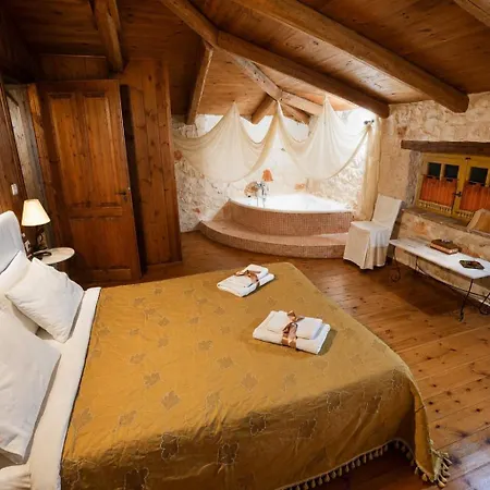Villa Revera Traditional Stone Villas, & *