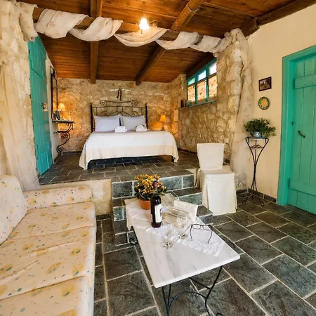 Revera Traditional Stone Villas, & Villa Keri