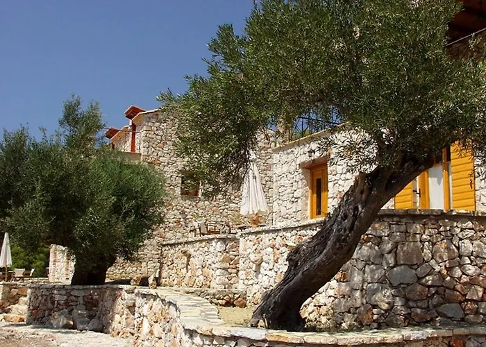 Revera Traditional Stone Villas, & *